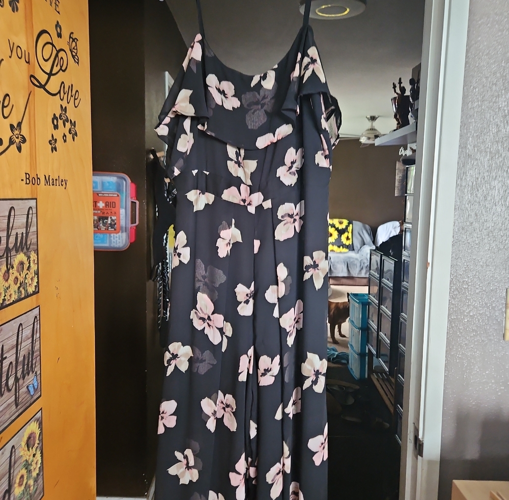 Tommy Hilfiger Black Floral Pleated Maxi Dress with Pink Accents